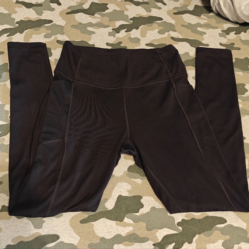 Victorias Secret Essential leggings Sz 8